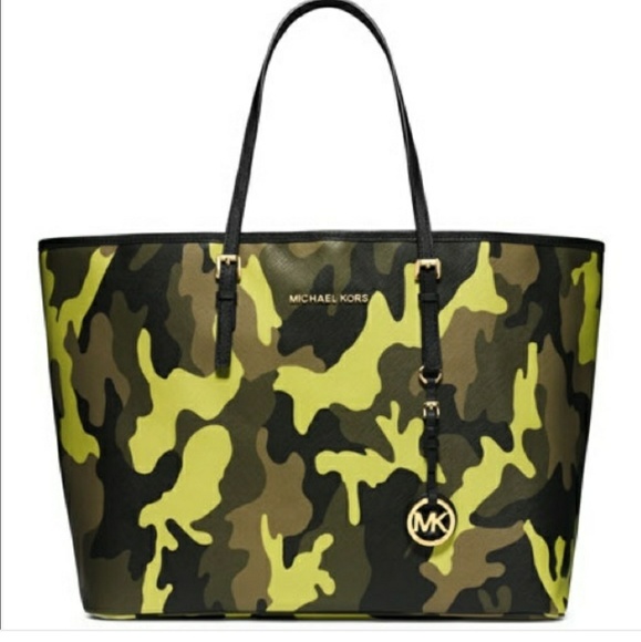 Limited edition camo Michael Kors LG tote